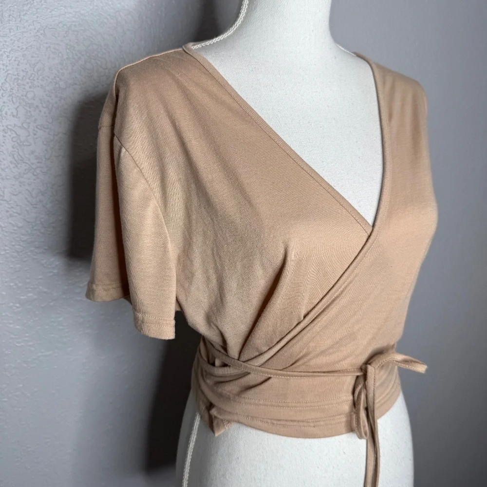 Women's Beige or light brown Shein V-neck wrap crop‎ top Size 2XL